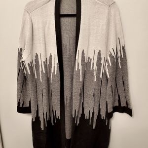 Kasper, size XL white, grey black pattern